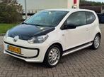 Volkswagen Up! 1.0 up! Edition BlueMotion uit 2 € 4.499,00, Stof, 840 kg, 4 stoelen, Wit