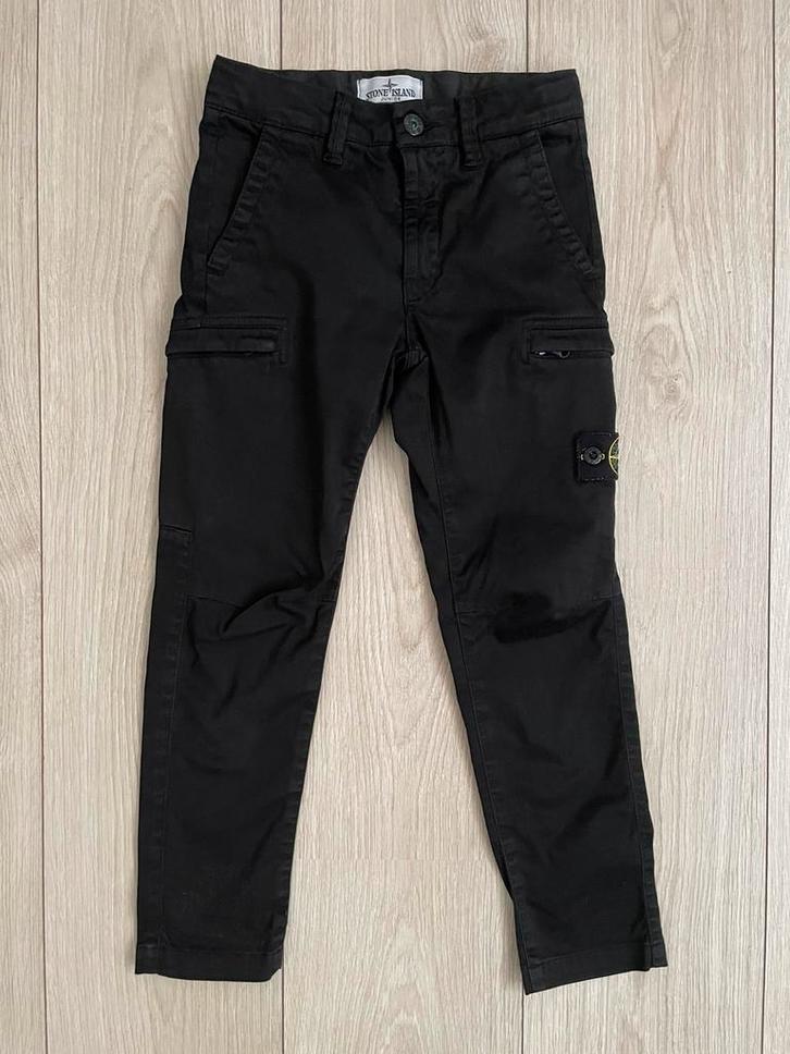 Stone Island cargo broek zwart maat 6 / 116, Kinderen en Baby's, Kinderkleding | Maat 116, Zo goed als nieuw, Jongen, Broek, Ophalen of Verzenden
