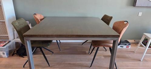 Vierkante eettafel van Hoogenboezem woonmall Alexander, Huis en Inrichting, Tafels | Eettafels, Gebruikt, 100 tot 150 cm, 100 tot 150 cm