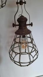 Stoere hanglamp met metalen kooi - Bosrand, Huis en Inrichting, Lampen | Hanglampen, Gebruikt, Ophalen of Verzenden, Industrieel