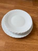 Borden set: 9 ontbijtborden & 4 grote borden, Huis en Inrichting, Gebruikt, Keramiek, Ophalen of Verzenden, Bord(en)