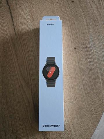 samsung galaxy watch 7 40mm  Green beschikbaar voor biedingen