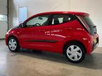 Toyota Aygo 1.0 VVT-i X-play 5drs Airco Navi NL-auto, Voorwielaandrijving, Gebruikt, 4 stoelen, Origineel Nederlands
