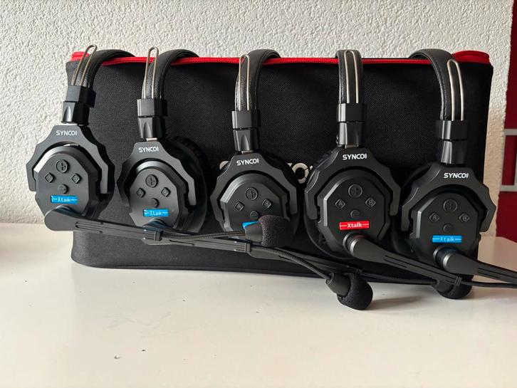 SYNCO Xtalk X5 Draadloze Intercom Headset, Telecommunicatie, Portofoons en Walkie-talkies, Zo goed als nieuw, Toebehoren, Minder dan 2 km