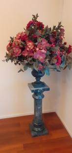 zijden bloemstuk op zuil, Ophalen, Zo goed als nieuw, Binnen