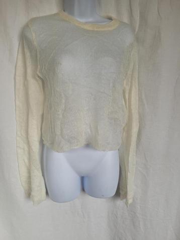 Leuk wit gaten truitje mt S merk Divided beschikbaar voor biedingen