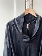 Whkmp’s Own blouse satijn zwart, maat 42, Kleding | Dames, Ophalen of Verzenden, Nieuw, Maat 42/44 (L), Zwart