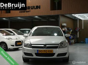 Opel Astra 1.4 Cosmo beschikbaar voor biedingen
