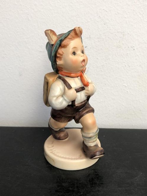 Hummel 82 2/0 Schulschwänzer / School Boy (Reyshof), Verzamelen, Beelden en Beeldjes, Zo goed als nieuw, Hummel, Ophalen of Verzenden