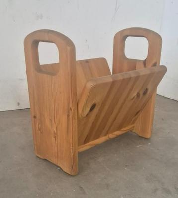 Scandinavisch design lectuurbak beschikbaar voor biedingen