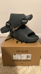 Yeezy Slide ID2349 SLTMRN, Nieuw, Slippers, Ophalen of Verzenden, Yeezy Slide