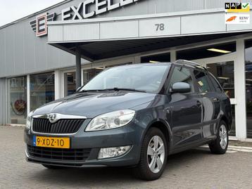 Skoda Fabia Combi 1.2 TSI Drive - Navigatie beschikbaar voor biedingen