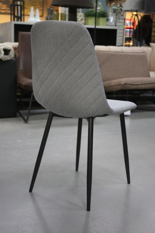 Partij hippe grijze eetkamerstoelen stof met stiksels SALE!, Huis en Inrichting, Stoelen, Nieuw, Vijf, Zes of meer stoelen, Metaal