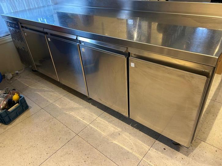 RVS Vrieswerkbank Diamond – Vierderus - €100, Zakelijke goederen, Horeca | Keukenapparatuur, Koelen en Vriezen, Ophalen