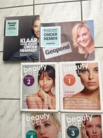 Boeken opleiding schoonheidsspecialiste en tourisme, Boeken, Overige vakken, Diverse auteurs, Zo goed als nieuw, Ophalen