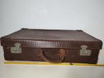 K596 VINTAGE lederen koffer jaren 40-50, Sieraden, Tassen en Uiterlijk, Koffers, 60 tot 70 cm, 2e hands, Gebruikt, Leer