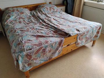 2 Dekbedovertrekken beige lila en mintgroen 140 x220 cm beschikbaar voor biedingen
