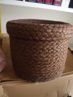 Poef van gevlochten bruin touw, in prima staat, Overige materialen, Minder dan 50 cm, Rond, Minder dan 50 cm