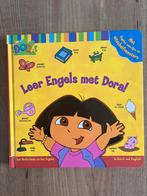 Leer Engels met Dora! - kinderboek, Gelezen, Ophalen of Verzenden, Fictie algemeen