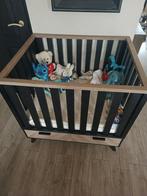 Mooie box incl. kleed en matras, Ophalen, Gebruikt, Vierkant, Lade