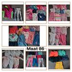 Bananendoos vol meisjeskleding maat 86 - €42, Ophalen of Verzenden, Gebruikt, Meisje, Nacht- of Onderkleding