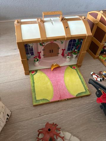 Enorme hoeveelheid Lego en Playmobil beschikbaar voor biedingen