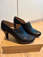 Unisa Pumps Zwart Leer - Maat 41 (valt als 40), Kleding | Dames, Schoenen, Ophalen of Verzenden, Zo goed als nieuw, Zwart, Pumps