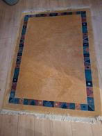 Okergeel vloerkleed, Huis en Inrichting, Stoffering | Tapijten en Kleden, Ophalen, Rechthoekig, 200 cm of meer