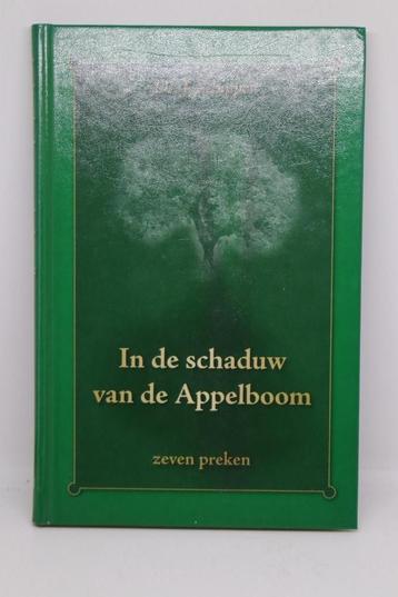 In de schaduw van de Appelboom - J. Schipper  beschikbaar voor biedingen