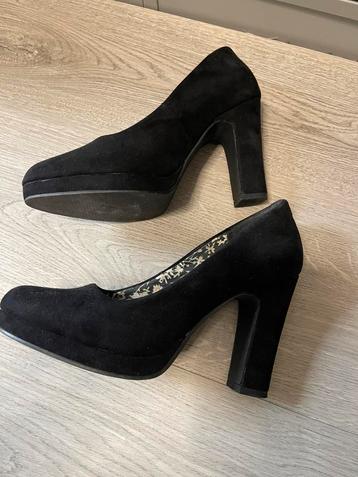 Pumps Anna field maat 36 beschikbaar voor biedingen