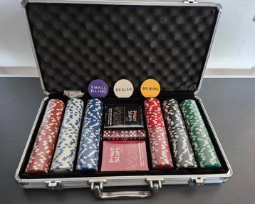 Pokerset 300 chips beschikbaar voor biedingen
