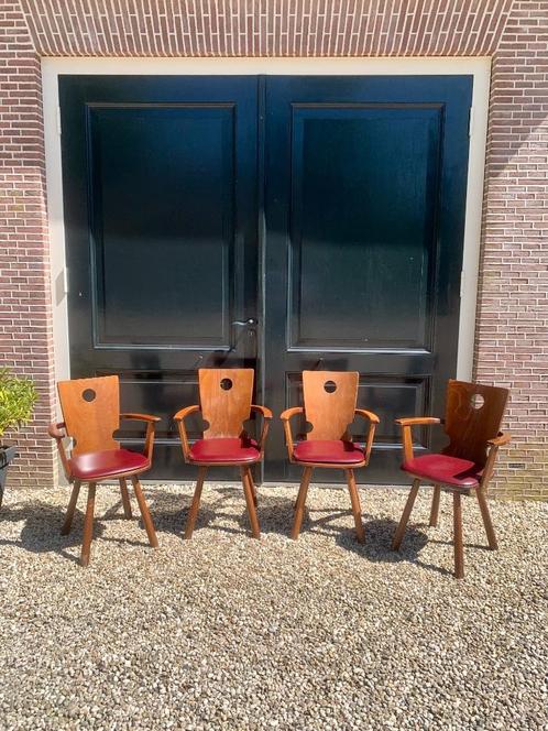 Vier vintage brutalist stoelen Vervoort jaren 60, Huis en Inrichting, Stoelen, Gebruikt, Vier, Hout, Bruin, Ophalen