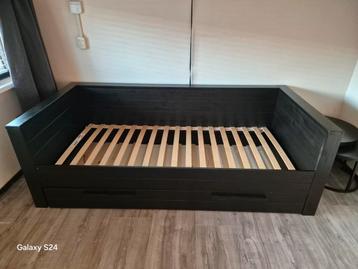 Woood bedbank 2x zwart 2x onderlade + bodems beschikbaar voor biedingen