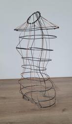 Kunst metalen torso vrouw, Ophalen