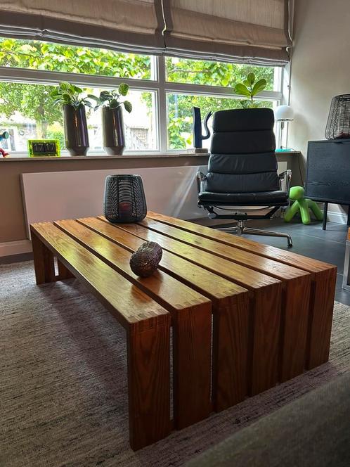 Ate van Apeldoorn Houwerk Hattem 1970’s vintage lattenbank, Antiek en Kunst, Antiek | Meubels | Stoelen en Banken, Ophalen
