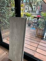 Twee beton look houten boekenplanken legplanken schappen, Ophalen, Minder dan 200 cm