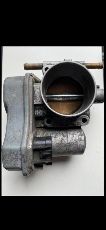 Opel gasklephuis 1.8 motoren  beschikbaar voor biedingen
