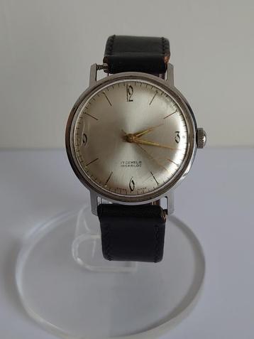 Vintage Zwitsers heren polshorloge - 17 jewels kaliber 1686. beschikbaar voor biedingen