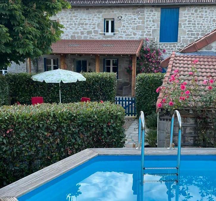 Heerlijk genieten in hartje Frankrijk: huis, tuin en zwembad, Vakantie, Vakantiehuizen | Frankrijk, Dordogne, Landhuis of Villa