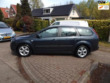 Ford Focus Wagon 1.6-16V Futura beschikbaar voor biedingen