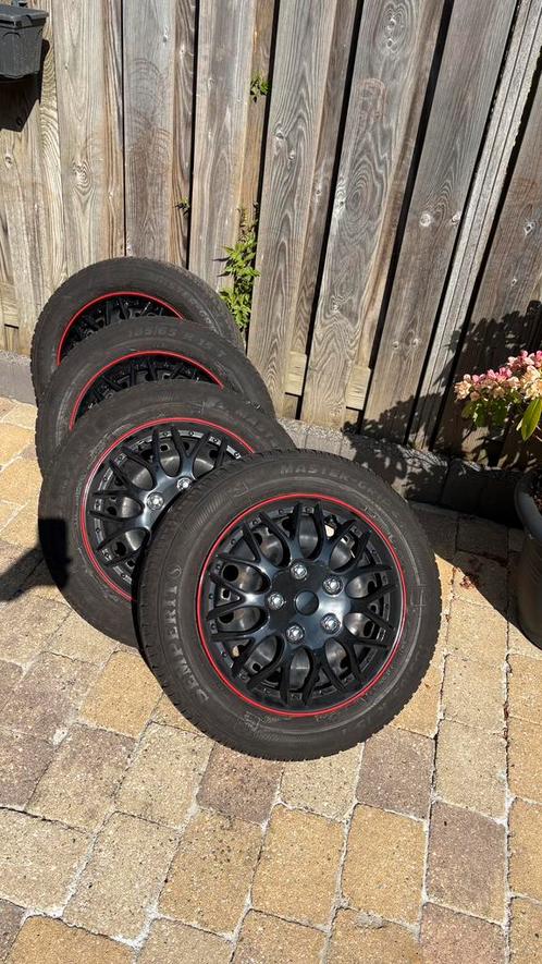 15 Inch Velgen met winterbanden incl wieldoppen. Vw Polo2016, Auto diversen, Auto-accessoires, Ophalen