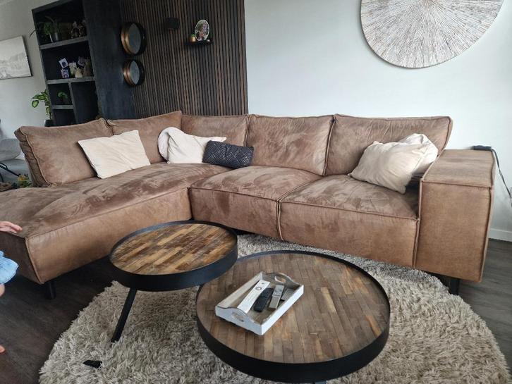 Hoekbank kunstleer Taupe, Huis en Inrichting, Banken | Bankstellen, Zo goed als nieuw, Hoekbank, Vierpersoons of meer, 250 tot 300 cm