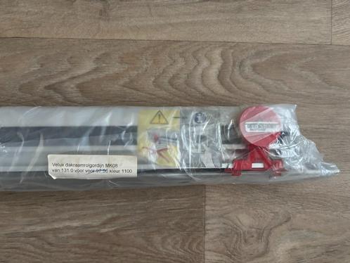 Velux Verduisterend rolgordijn dakraam MK08 kleur:1100 Nieuw, Huis en Inrichting, Stoffering | Gordijnen en Lamellen, Nieuw, Minder dan 100 cm