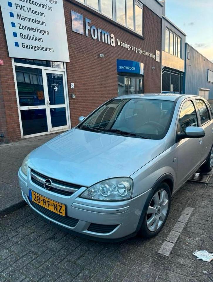 Opel Corsa 1.2 16V Twinport 5D 2005 Grijs, Auto's, Opel, Particulier, Corsa, Airconditioning, Centrale vergrendeling, Cruise Control