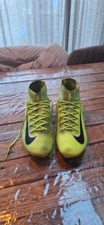 Nike mecurial superfly academy, Sport en Fitness, Voetbal, Maat XS of kleiner, Ophalen of Verzenden, Zo goed als nieuw, Schoenen
