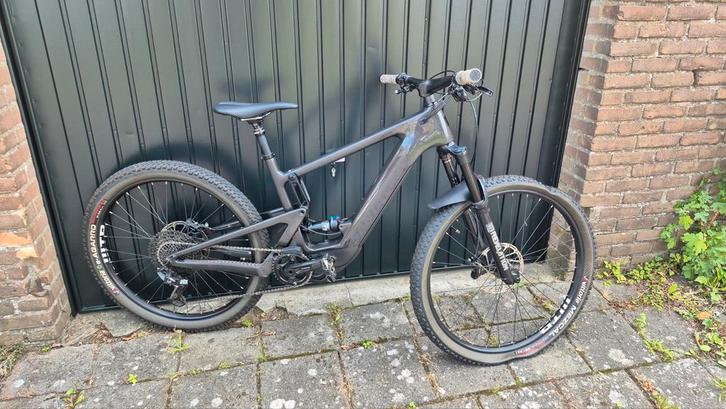 Santa Cruz Heckler 8.1CC MX carbon EMTB - 864km - 32km/u, Fietsen en Brommers, Fietsen | Mountainbikes en ATB, Zo goed als nieuw