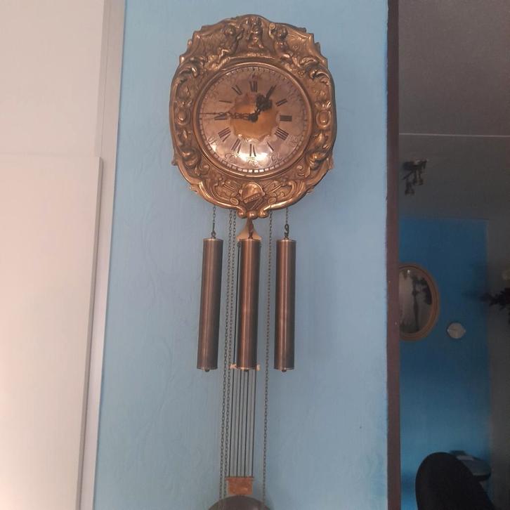 Klassieke Comtoise Klok in Goede Staat, Antiek en Kunst, Antiek | Klokken, Ophalen of Verzenden