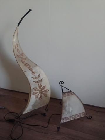 Twee Marokkaanse staanlampen beschikbaar voor biedingen