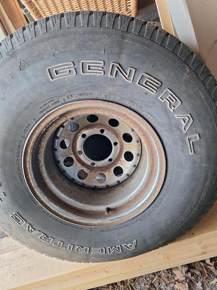 Banden r type 35 met velgen 15 inch terreinwagen, Auto-onderdelen, Banden en Velgen, Zomerbanden, 15 inch, Terreinwagen, Gebruikt