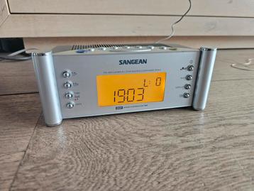 Sangean RCR-2 wekkerradio  beschikbaar voor biedingen